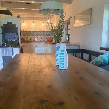 Сasa de vacaciones Nyuszifülház Im Weinberg Mit Pool