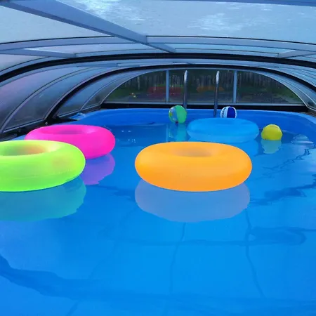 Сasa de vacaciones Nyuszifülház Im Weinberg Mit Pool