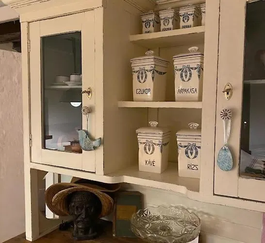 Nyuszifuelhaz Im Weinberg Mit Pool בית נופש *